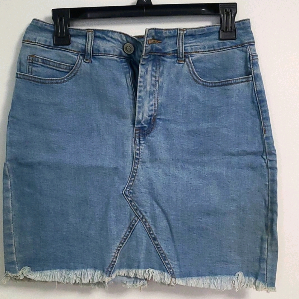 Fashionnova demin skirt